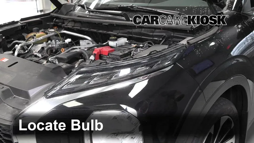 2022 Mitsubishi Outlander SE 2.5L 4 Cyl. Lights Turn Signal - Front (replace bulb)